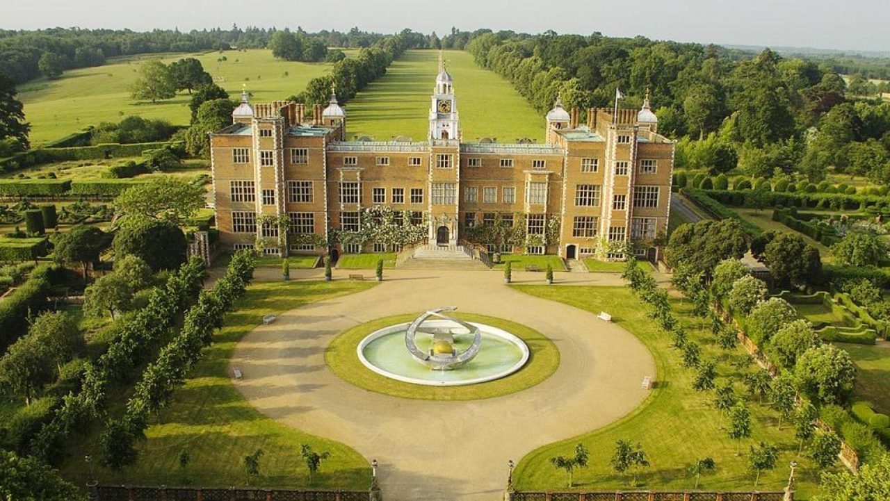 New Launch Site Hatfield House Virgin Balloon Flights